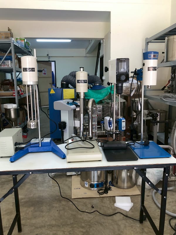 เครื่องปั่นผสมในห้องแลป